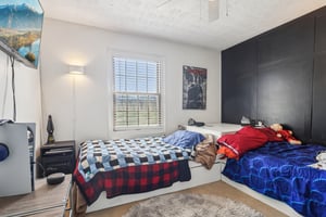 Henn Hyde Rd-S0904-028.jpg