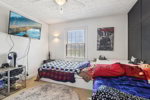 Henn Hyde Rd-S0904-030.jpg