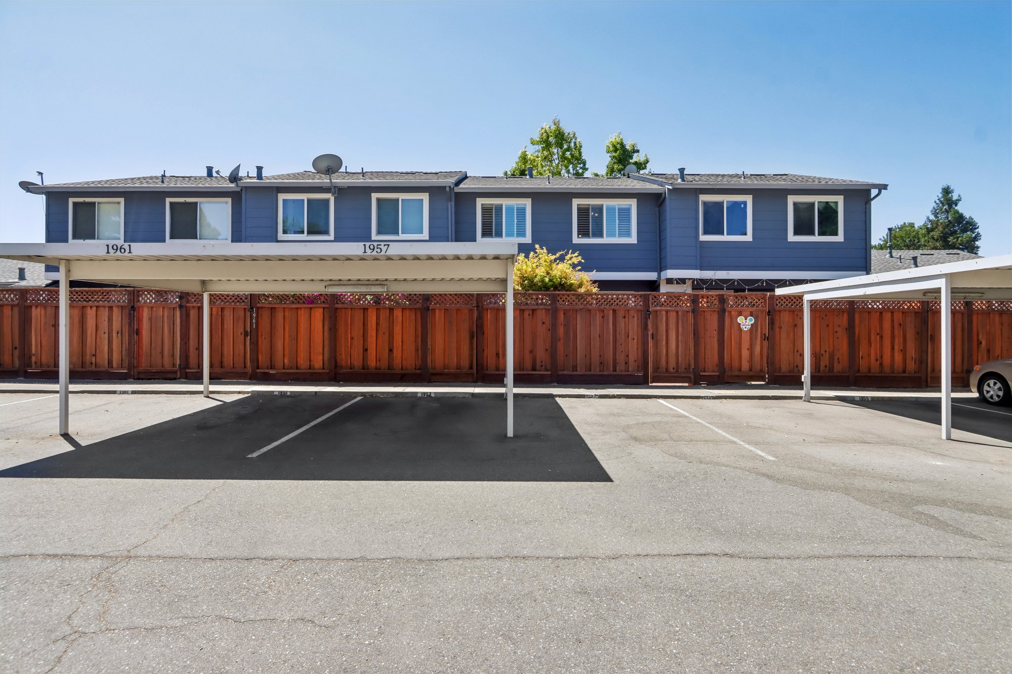 Monterey Dr-S0608-034.jpg