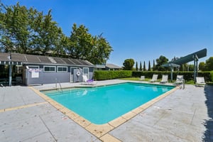 Monterey Dr-0608-907.jpg