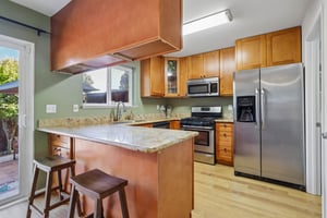 Monterey Dr-S0608-016.jpg
