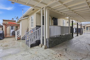  Photo 23