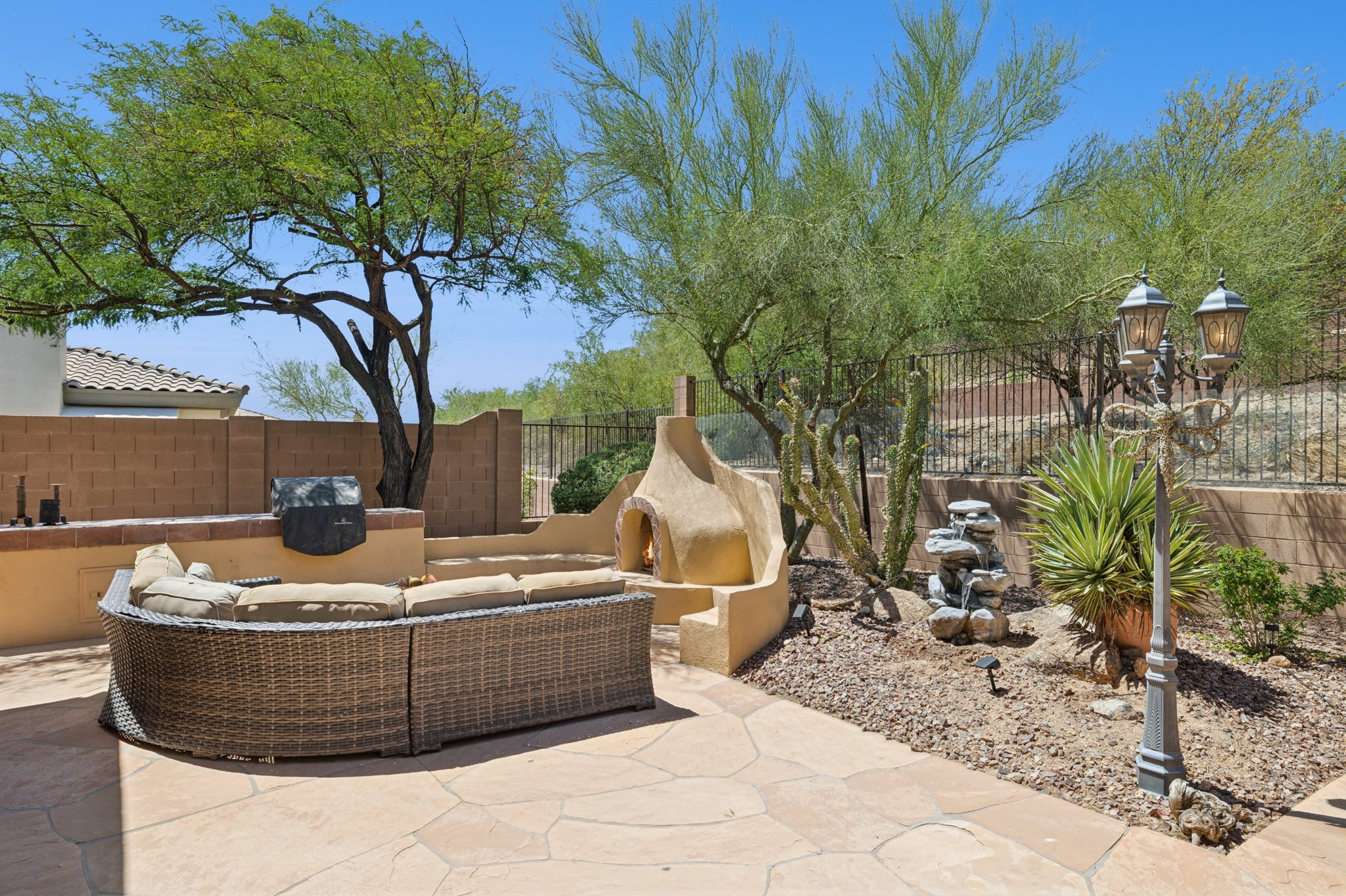 1958 W Legends Way, Anthem, AZ 85086 - 042.jpg