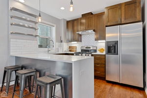 1959 W Superior St 1_006