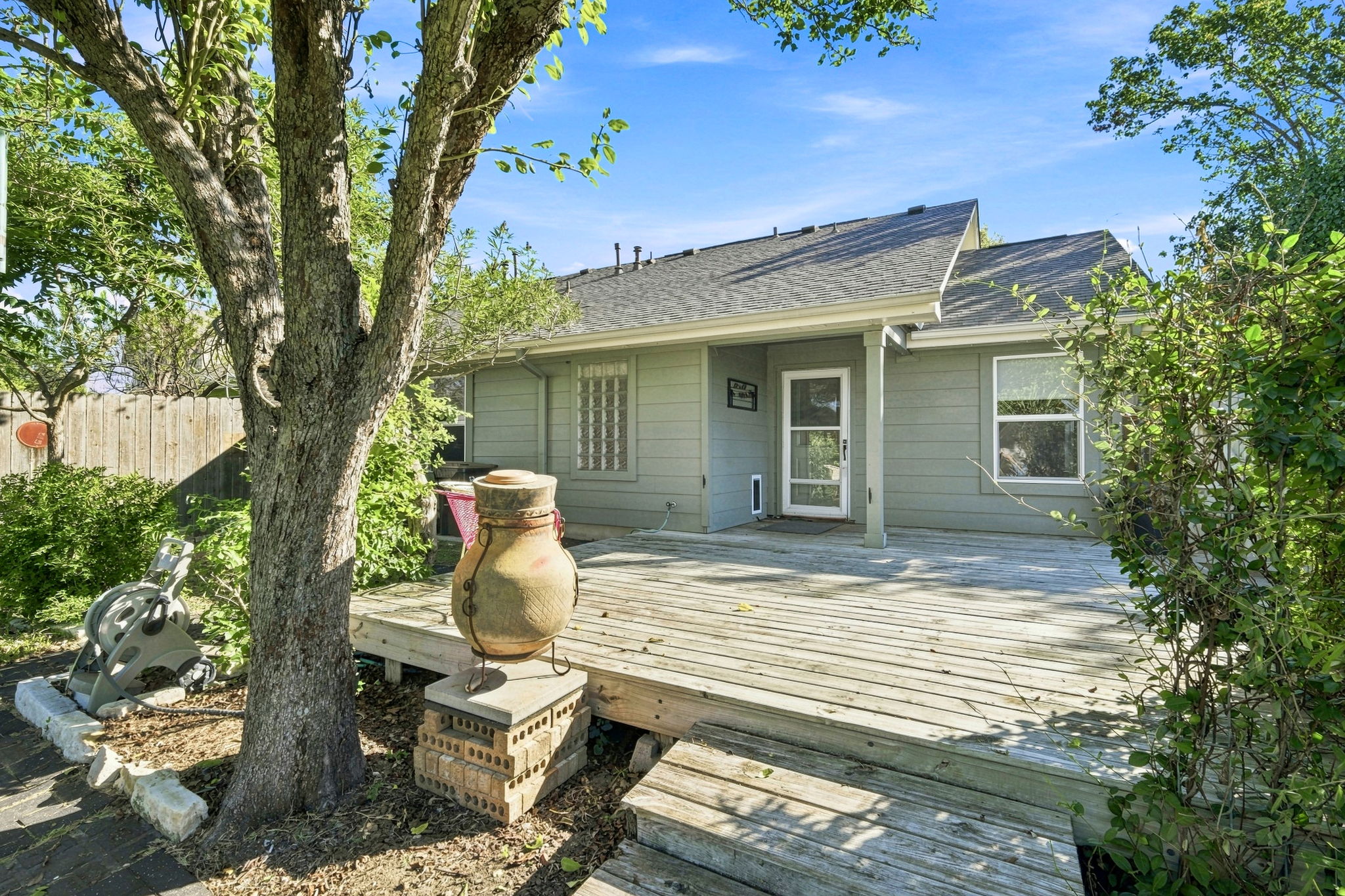 Back of House/Deck