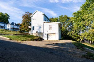 Photo 46