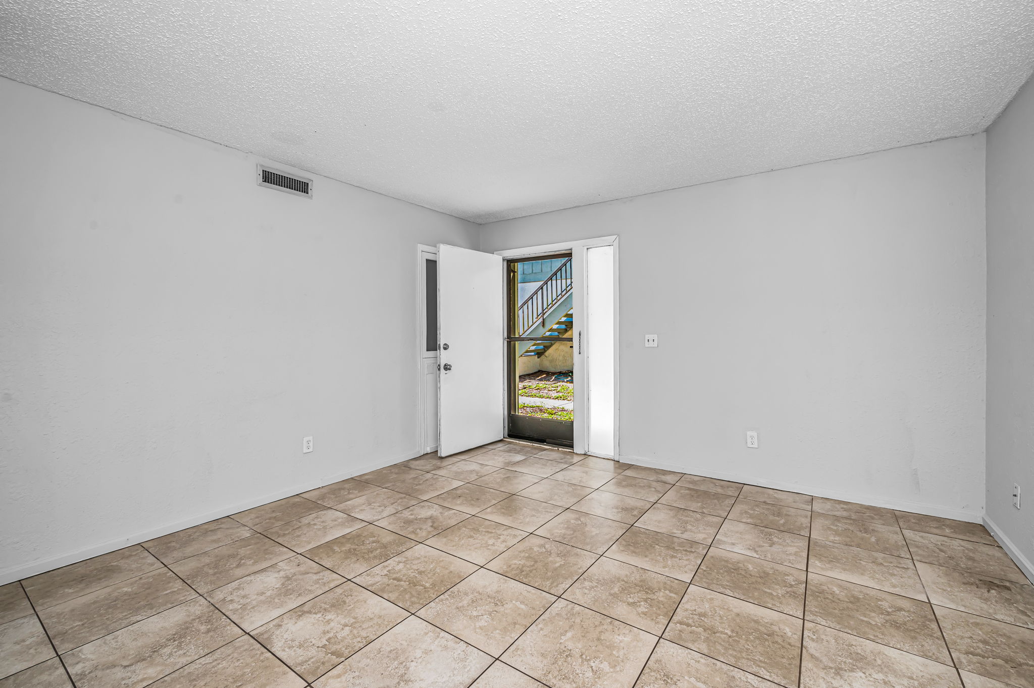 Living Room5