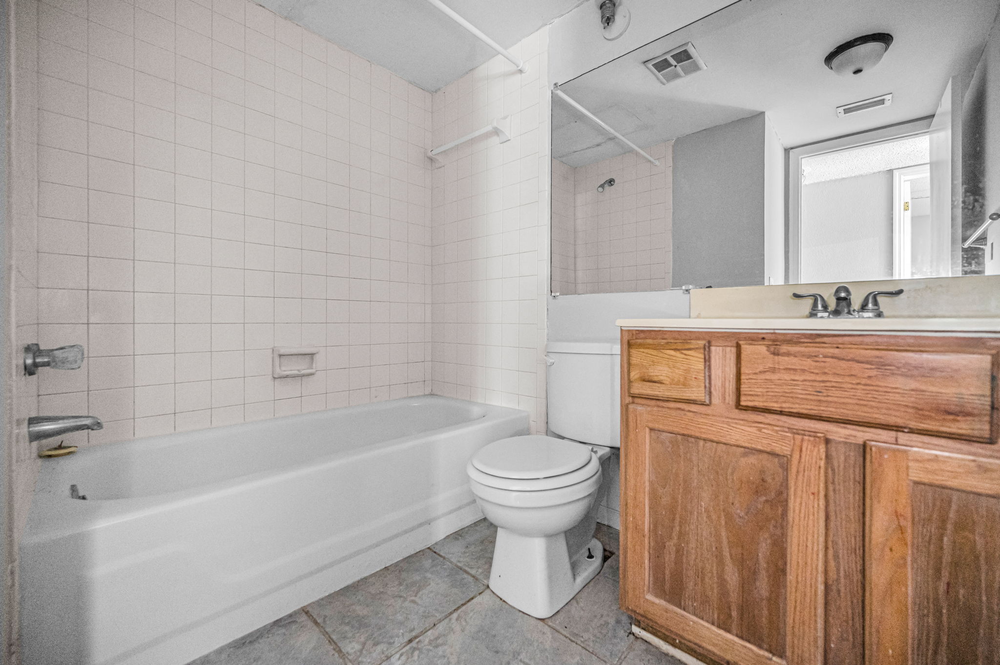 Bathroom2