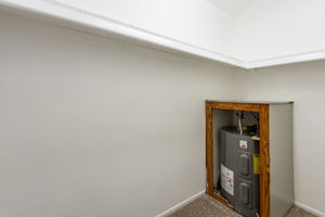  Photo 30