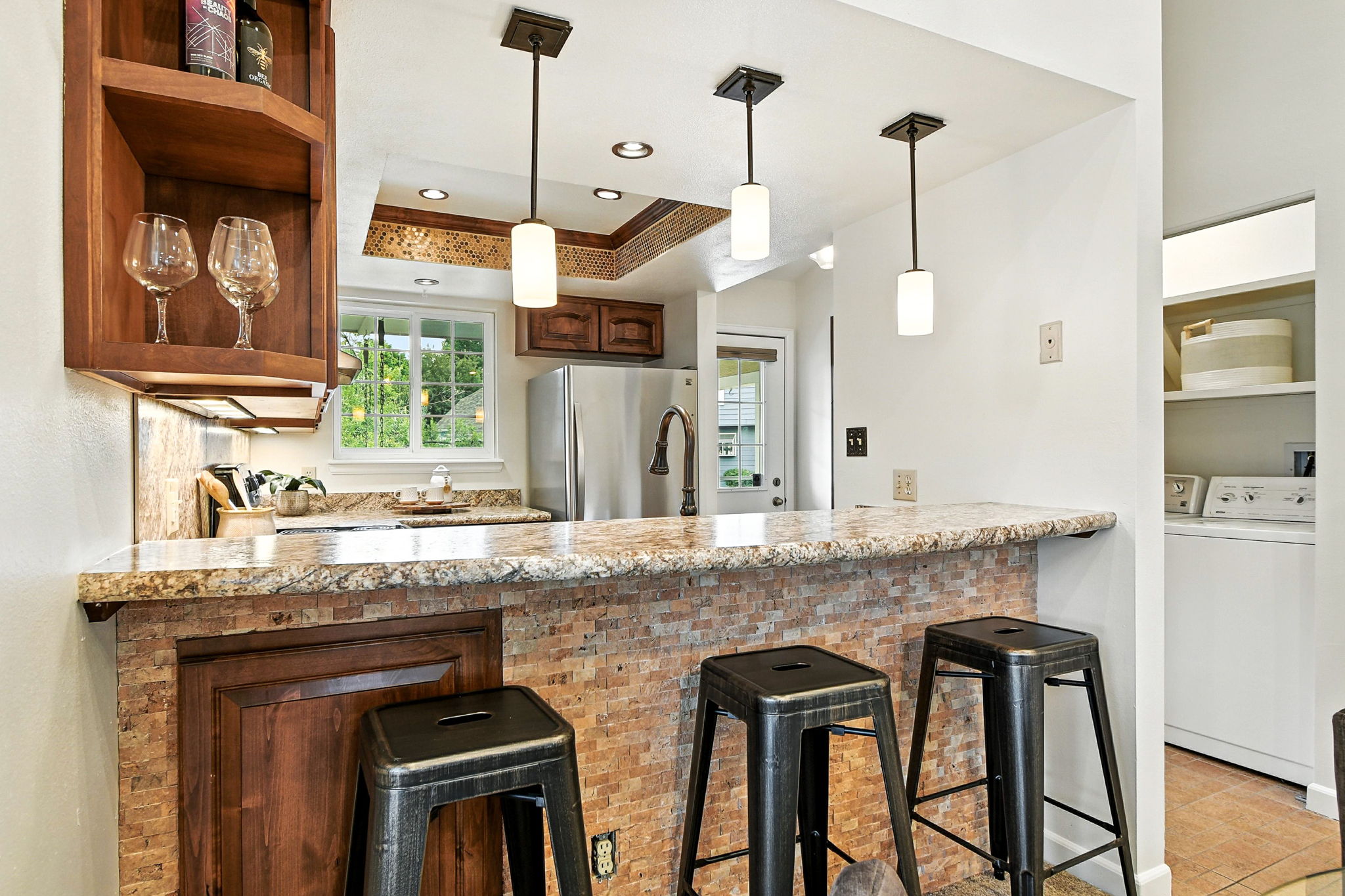 Counter seating or serving area