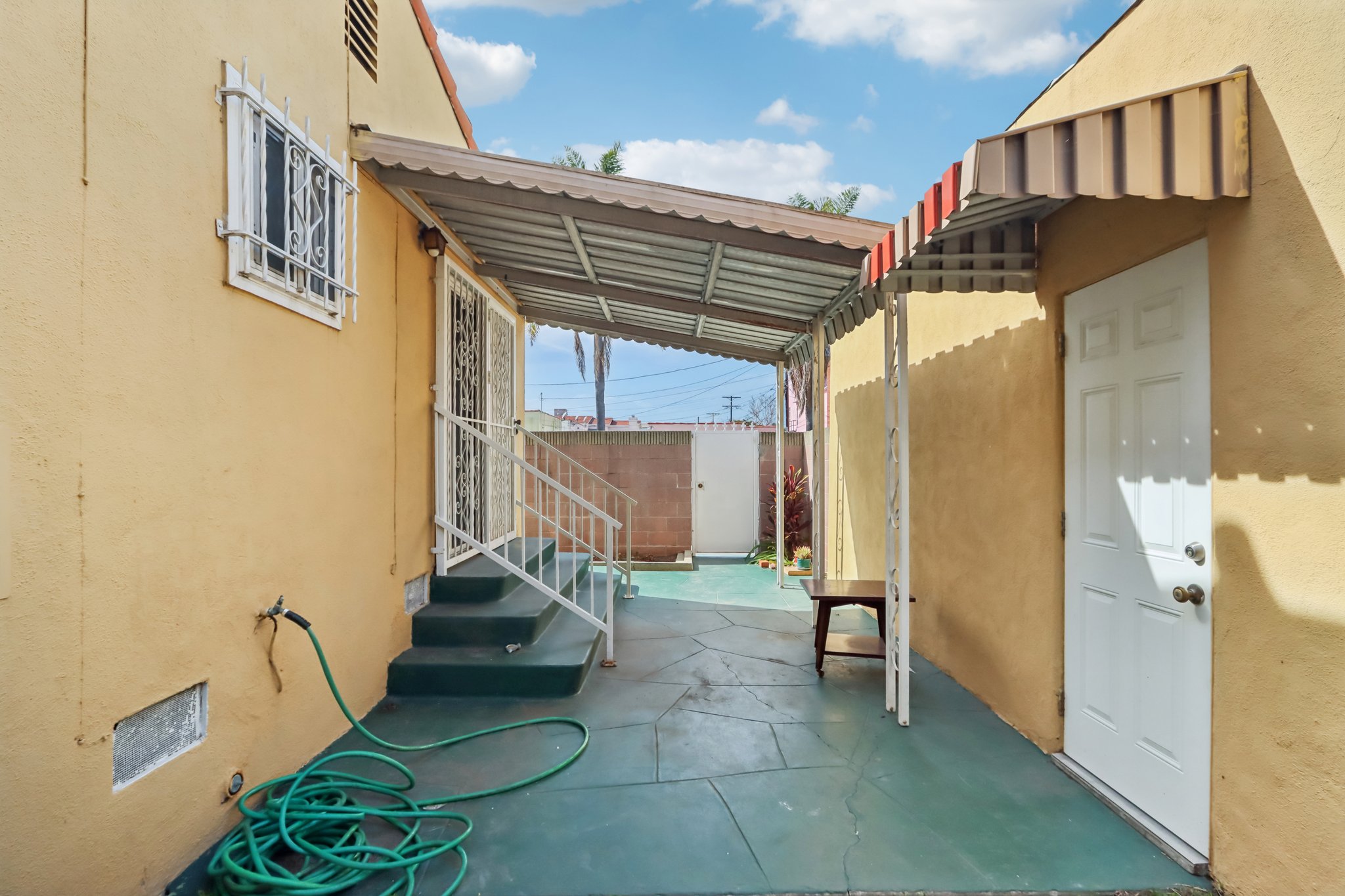 W 84th St-S2402-030.jpg