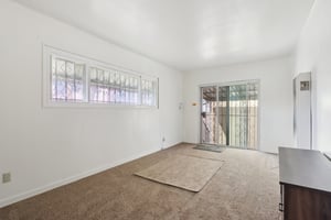 W 84th St-S2402-021.jpg