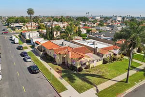 192501 - 1961 W 84th St, Los Angeles, CA 90047-S2602-001r.jpg