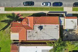 192501 - 1961 W 84th St, Los Angeles, CA 90047-S2602-012r.jpg