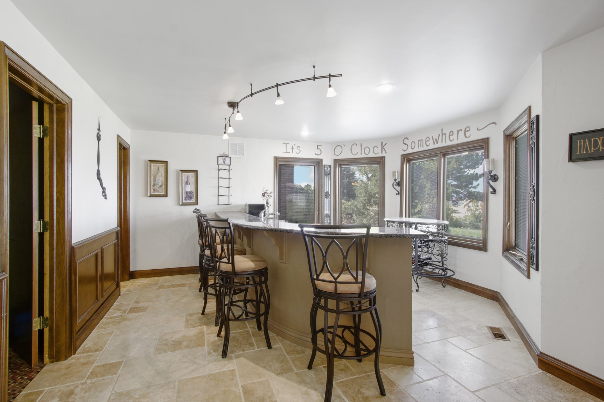 E Long Ave-S1809-056.jpg