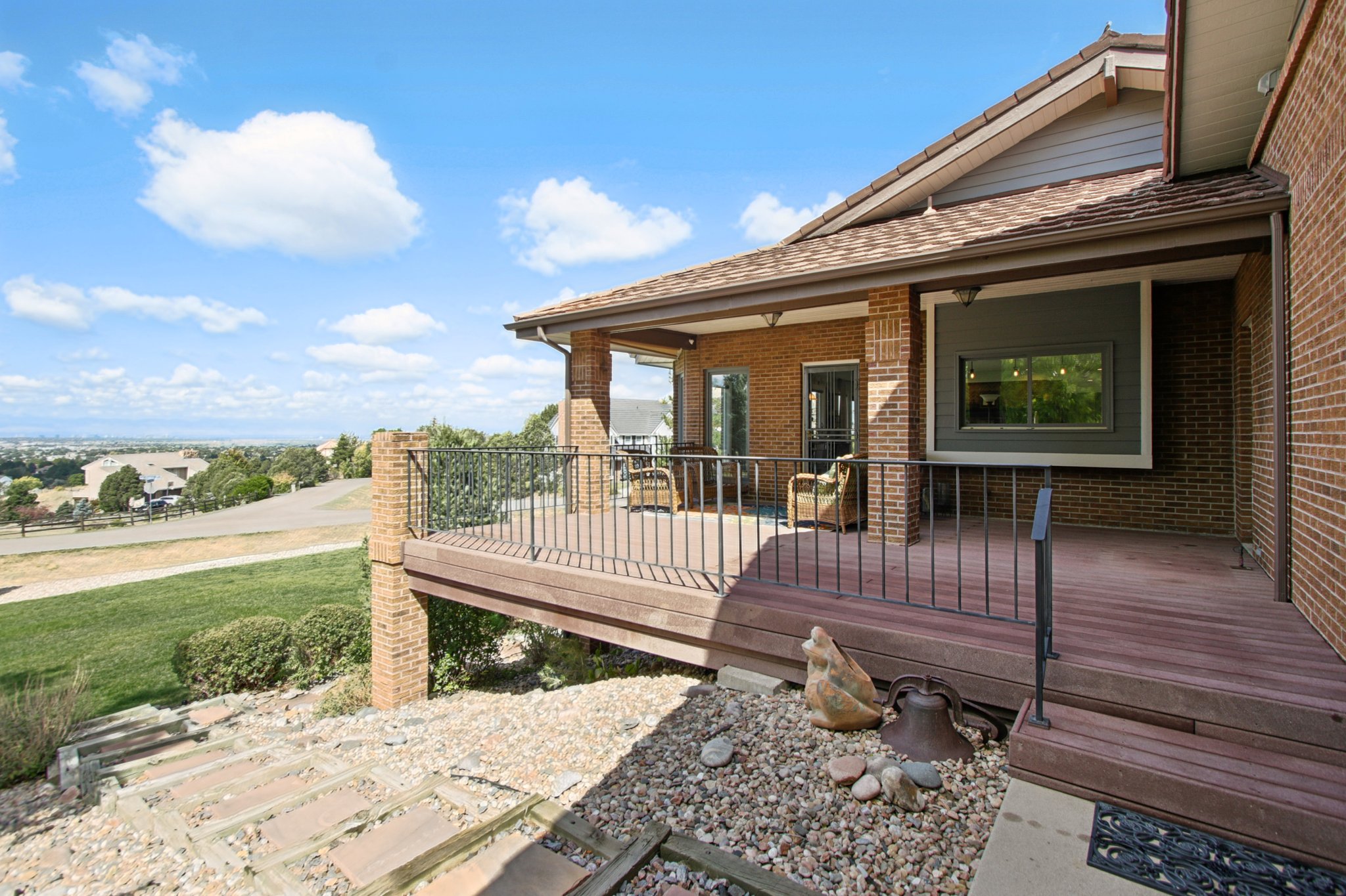 E Long Ave-S1809-072.jpg