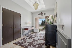 E Long Ave-S1809-005.jpg