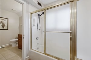 E Long Ave-S1809-047.jpg