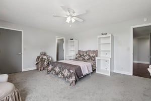 E Long Ave-S2509-1-005.jpg