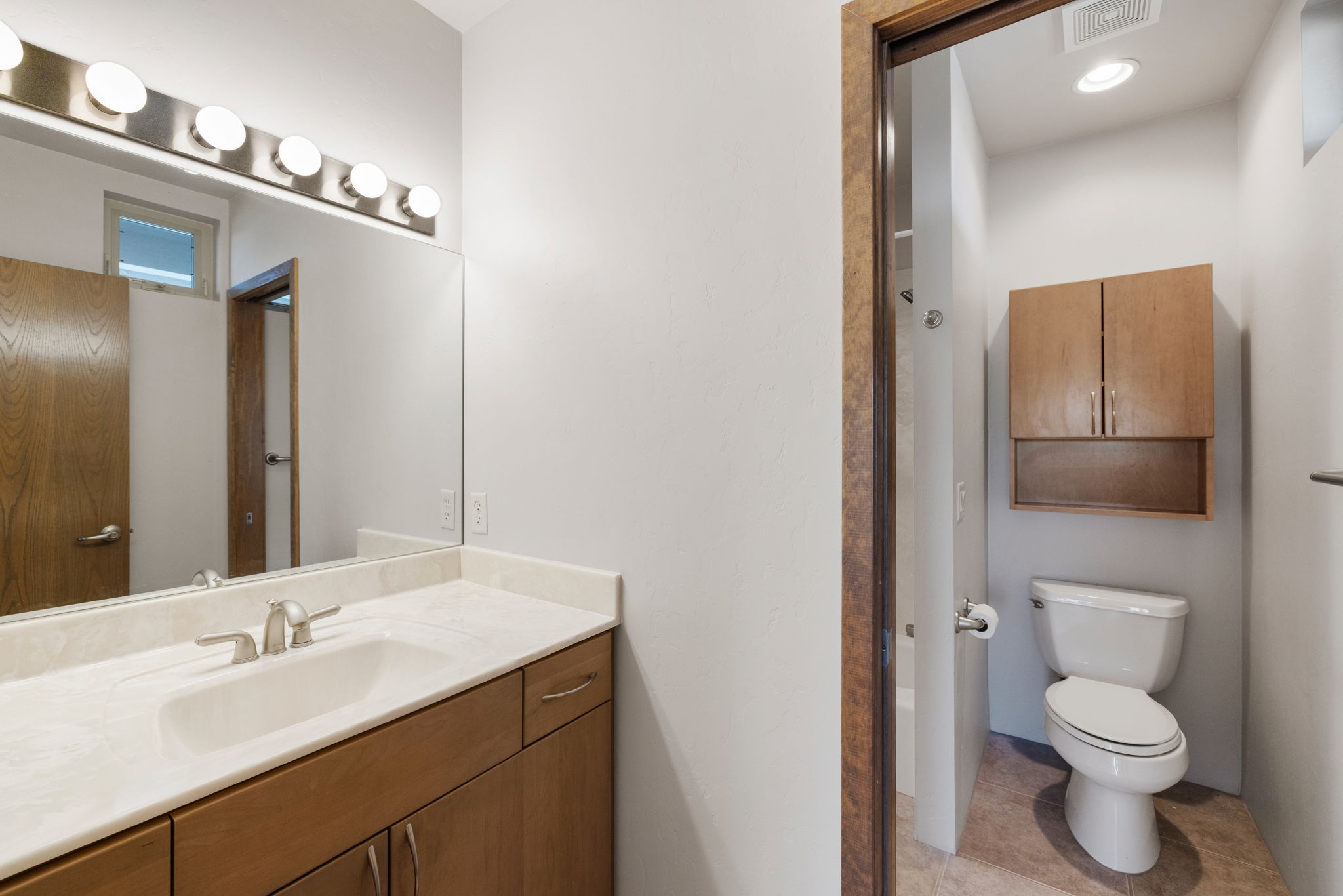 Jack and Jill Bathroom (1)