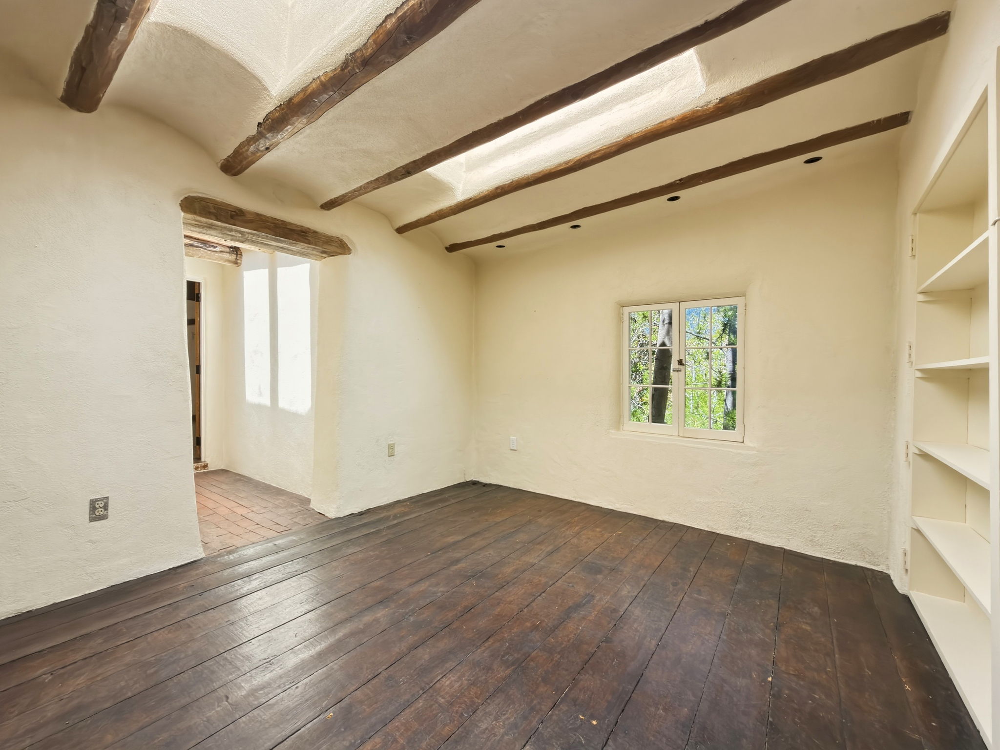Sitting Room outside of Primary Suite