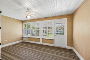 Bonus Room / Enclosed Porch