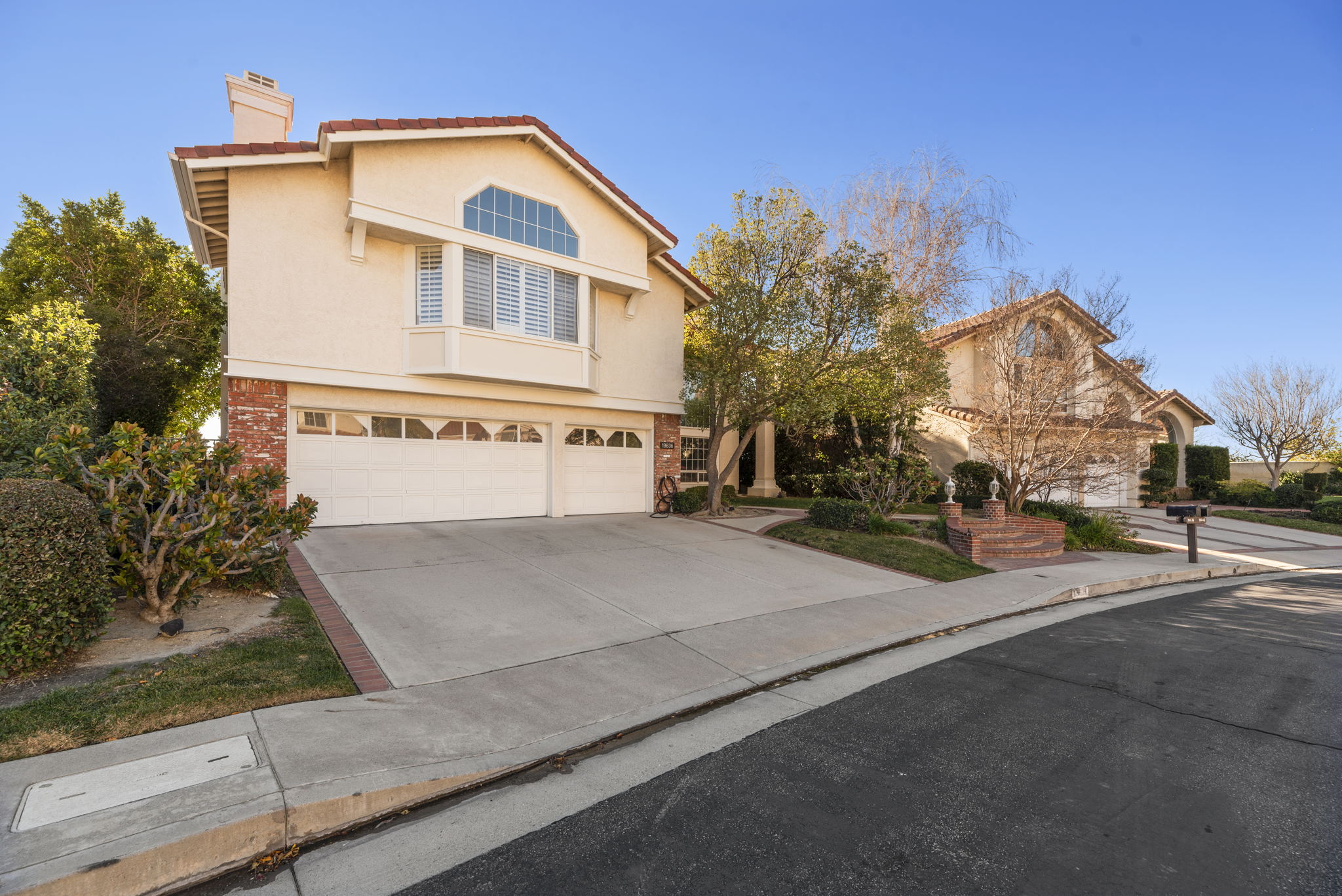 19636 Pine Valley Way, Los Angeles, CA 91326 Vuelo Media Real Estate