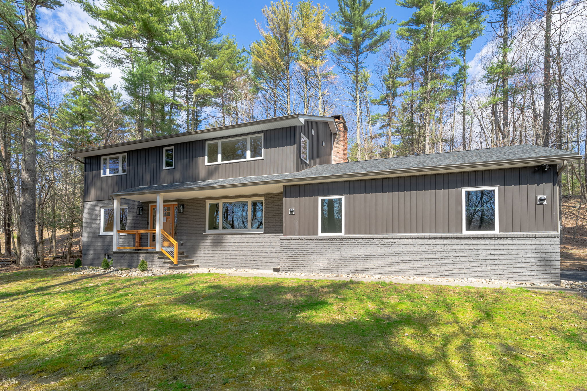  1964 Glasco Turnpike, Woodstock, NY 12498, US