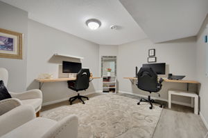  Photo 49