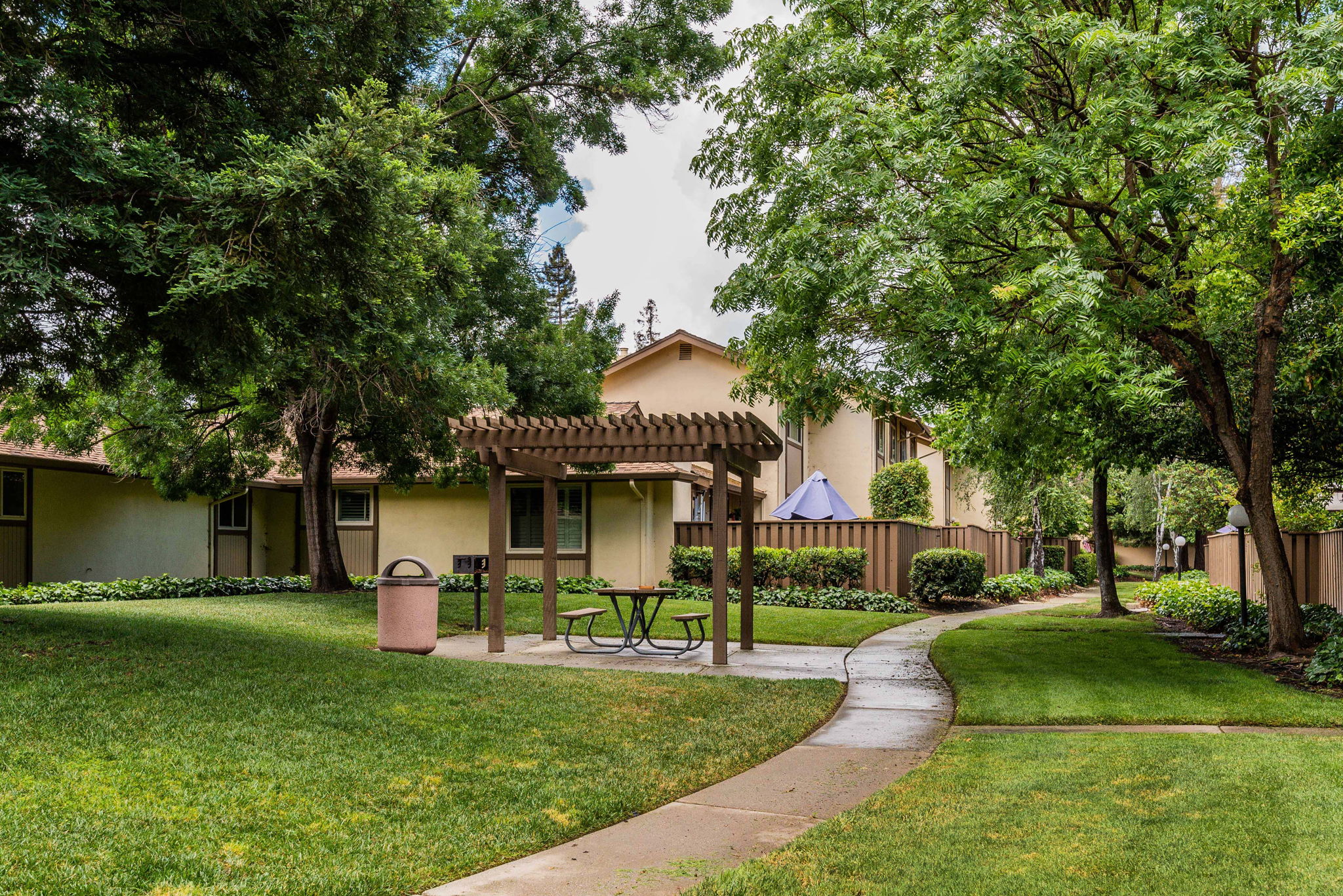 1965 Countrywood Ct, Walnut Creek, CA 94598 ALL ACCESS PHOTO