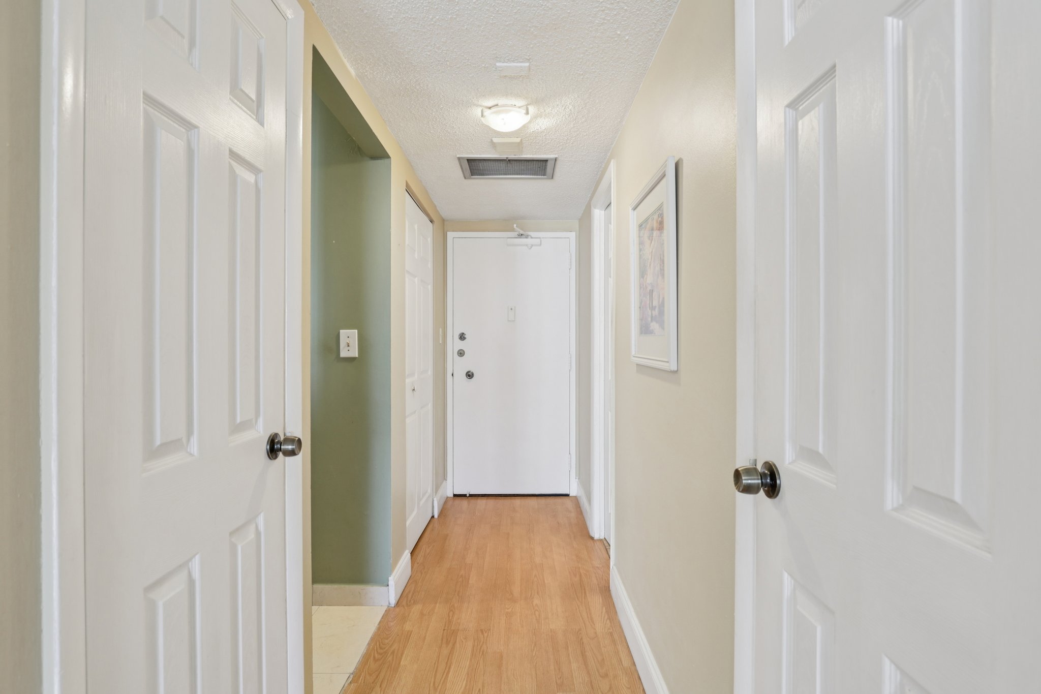 S Ocean Dr 16a-S0512-003.jpg