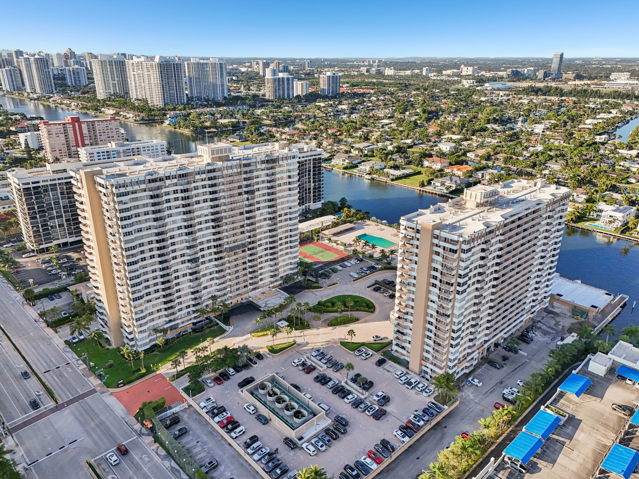 S Ocean Dr 16a-S0612-1-004.jpg