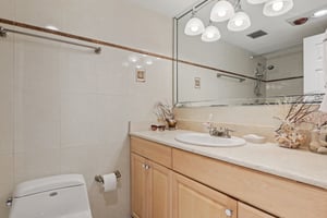 S Ocean Dr 16a-S0512-022.jpg