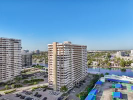 S Ocean Dr 16a-S0612-1-020.jpg