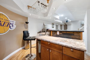 1965 St Anne's Rd, Winnipeg, MB R2N 4K2, Canada Photo 63