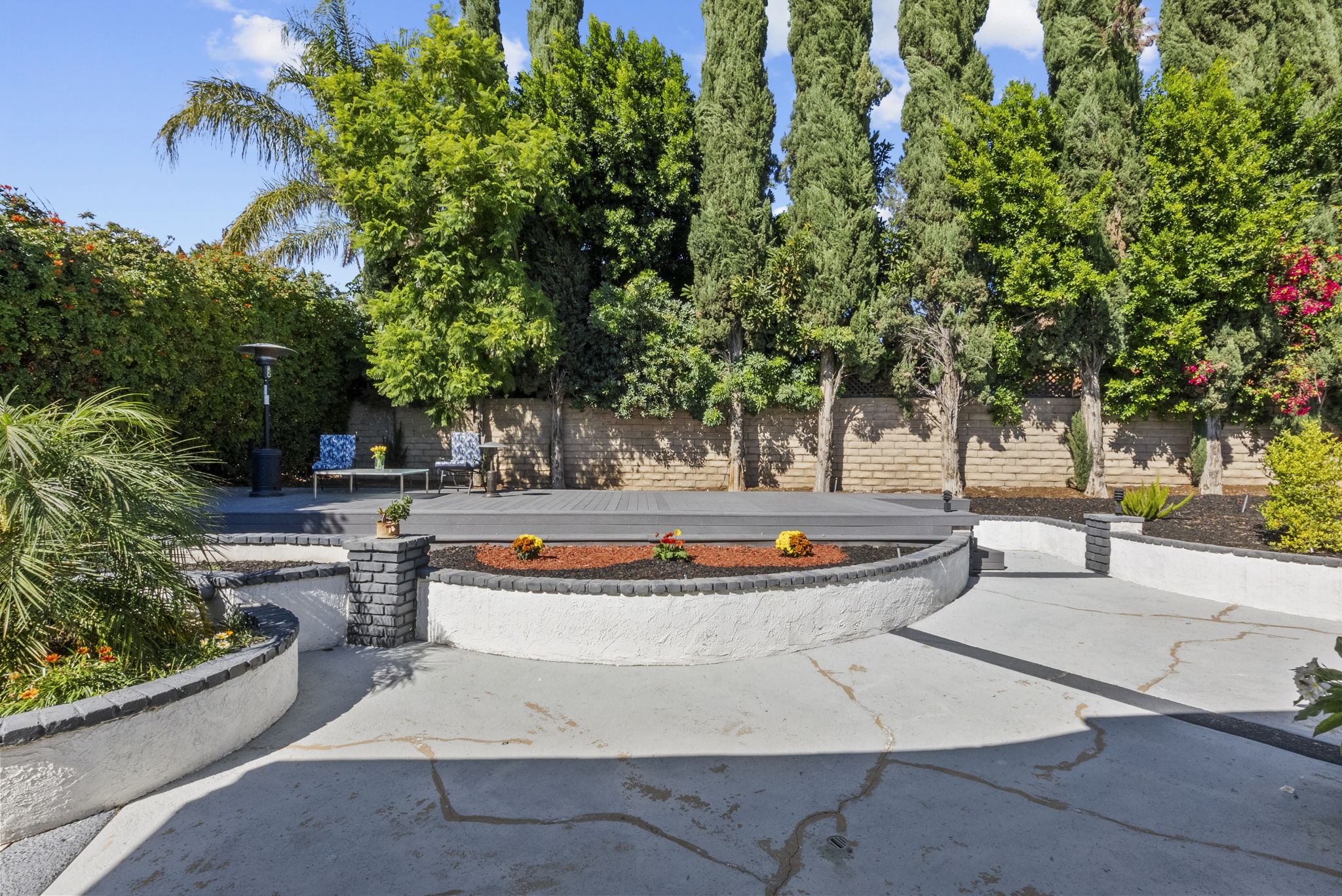  Photo 40