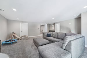 York St-2405-026.jpg