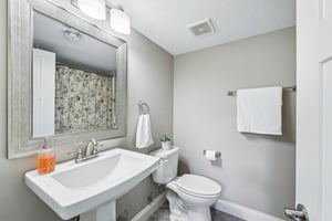 York St-2405-031.jpg