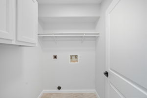  Photo 31