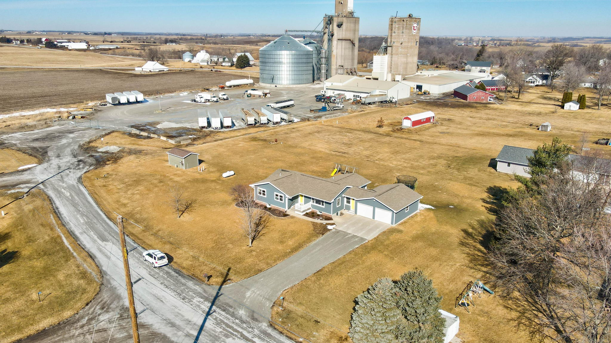 1966 Yoder Ave SW, Kalona, IA 52247, USA Photo 46