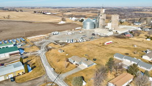 1966 Yoder Ave SW, Kalona, IA 52247, USA Photo 40