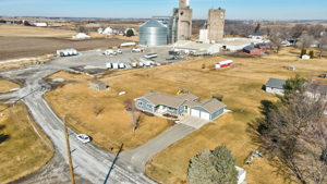 1966 Yoder Ave SW, Kalona, IA 52247, USA Photo 45