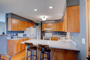 1966 Yoder Ave SW, Kalona, IA 52247, USA Photo 8