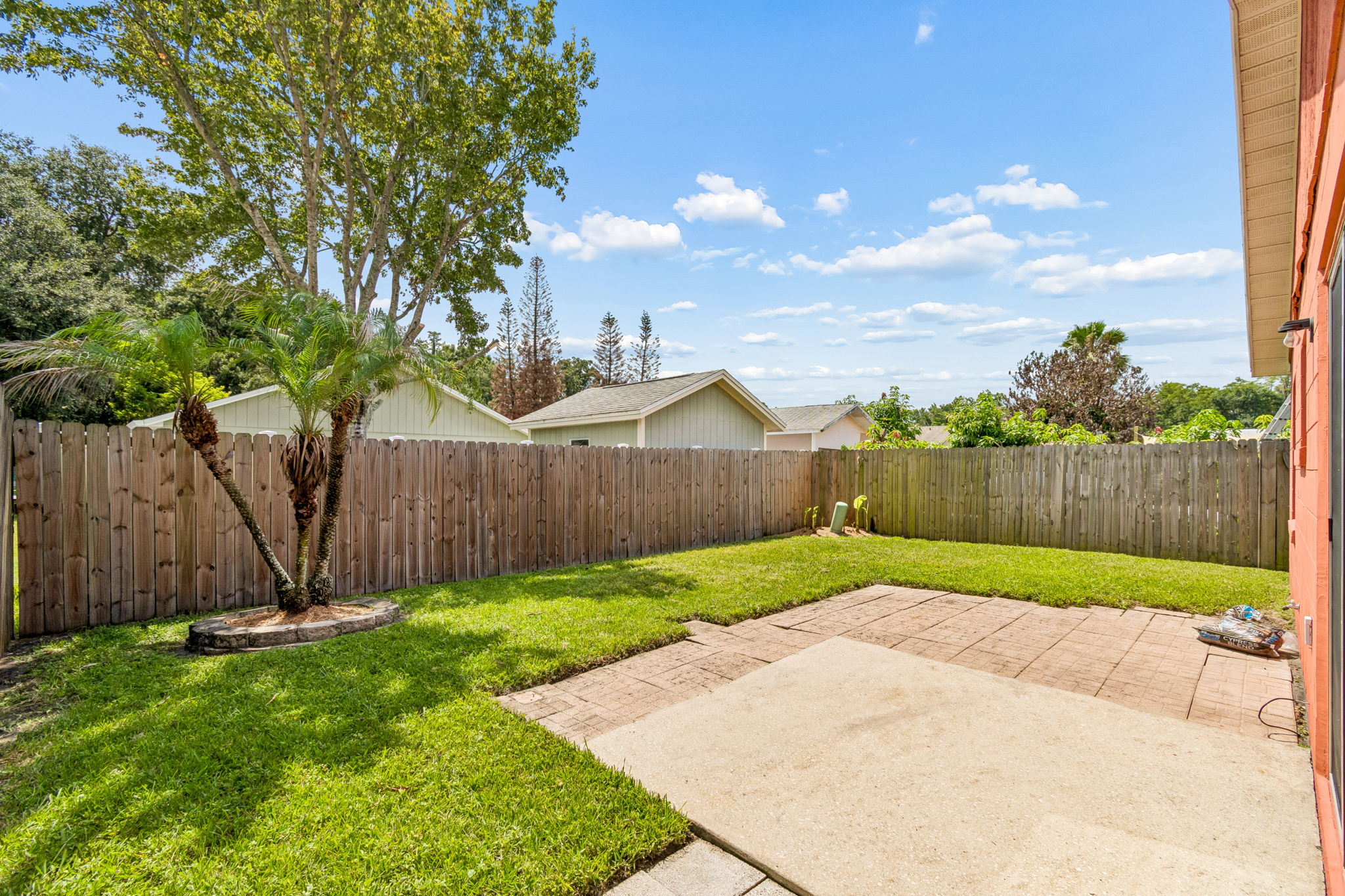 Fully Fenced Back Yard