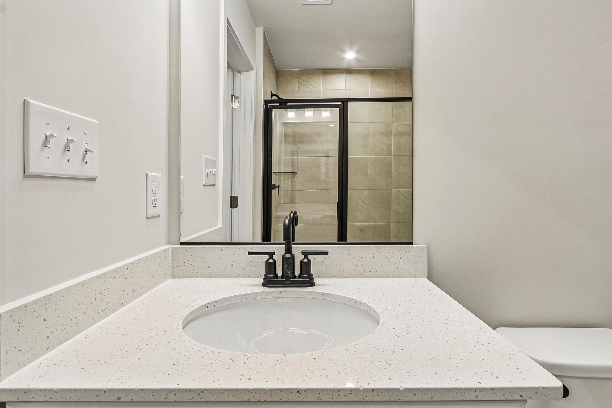 Sepia Sq-S2907-057.jpg