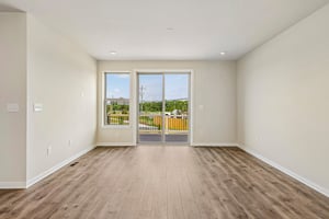 Sepia Sq-S2907-015.jpg