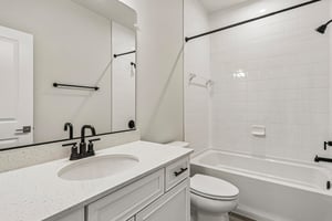 Sepia Sq-S2907-046.jpg