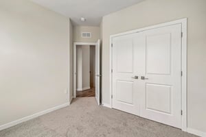 Sepia Sq-S2907-053.jpg