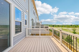 Sepia Sq-S2907-062.jpg