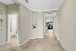  Photo 0